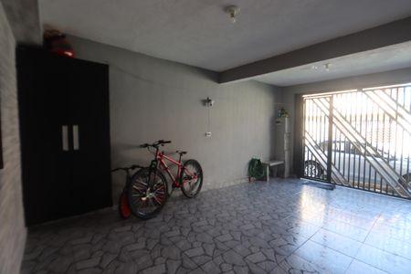 Garagem de casa à venda com 3 quartos, 70m² em Conjunto Residencial Sitio Oratorio, São Paulo