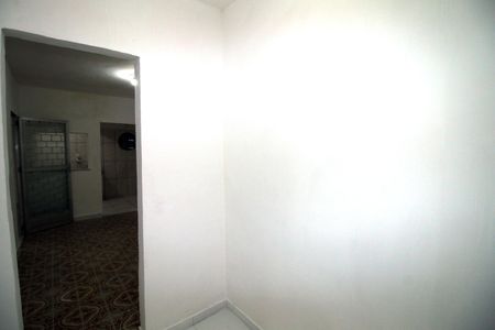 Casa à venda com 75m², 1 quarto e sem vagaCorredor