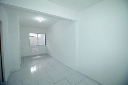 Quarto  de casa à venda com 1 quarto, 75m² em Rocha Miranda, Rio de Janeiro