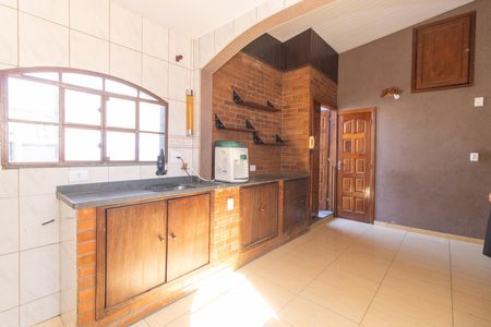 Apartamento para alugar com 140m², 3 quartos e sem vaga Apartamento para alugar com 140m², 3 quartos e sem vagaCozinha