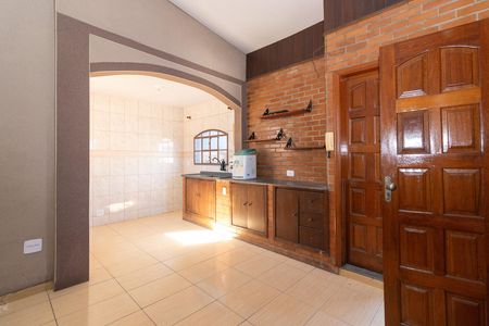 Apartamento para alugar com 140m², 3 quartos e sem vaga Apartamento para alugar com 140m², 3 quartos e sem vagaSala