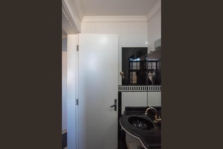 Banheiro da Suíte de apartamento à venda com 3 quartos, 65m² em Loteamento Parque São Martinho, Campinas