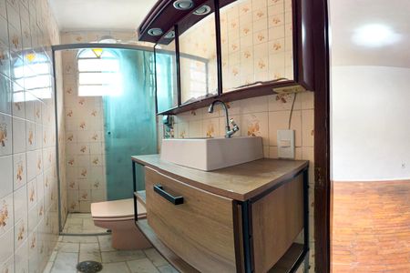 Casa à venda com 228m², 3 quartos e 3 vagas