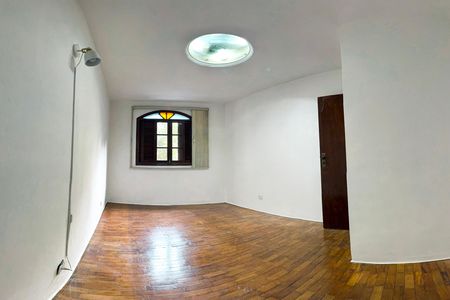 Casa à venda com 228m², 3 quartos e 3 vagas