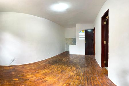 Casa à venda com 228m², 3 quartos e 3 vagas