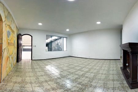 Casa à venda com 3 quartos, 228m² em Jardim Monte Kemel, São Paulo