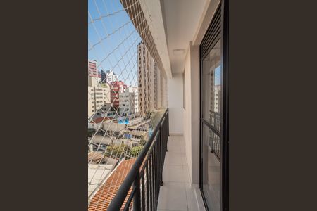 Apartamento para alugar com 34m², 2 quartos e sem vaga Apartamento para alugar com 34m², 2 quartos e sem vagaVaranda