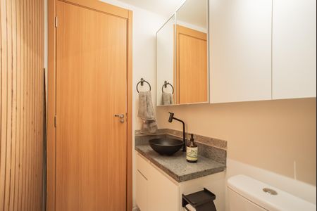 Apartamento para alugar com 34m², 2 quartos e sem vaga Apartamento para alugar com 34m², 2 quartos e sem vagaBanheiro