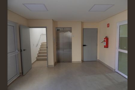 Casa à venda com 0 quarto, 1060m² em Cambuci, São Paulo