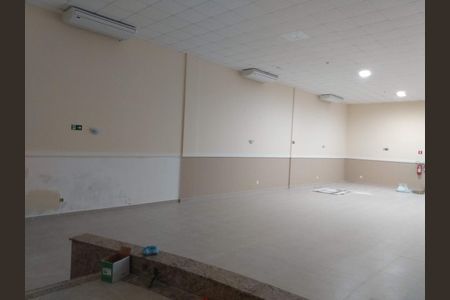 Casa à venda com 0 quarto, 1060m² em Cambuci, São Paulo