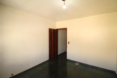 Casa para alugar com 124m², 2 quartos e 4 vagasQuarto 1