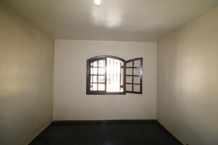 Casa para alugar com 124m², 2 quartos e 4 vagasQuarto 1