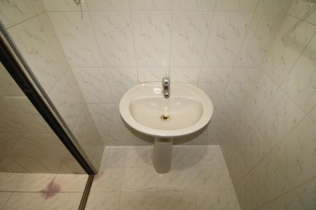 Casa para alugar com 124m², 2 quartos e 4 vagasBanheiro