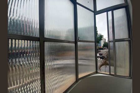 Apartamento à venda com 70m², 2 quartos e sem vaga Apartamento à venda com 70m², 2 quartos e sem vagaSacada Quarto 1