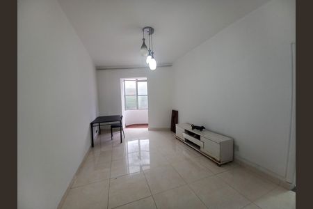 Apartamento à venda com 70m², 2 quartos e sem vaga Apartamento à venda com 70m², 2 quartos e sem vagaSala
