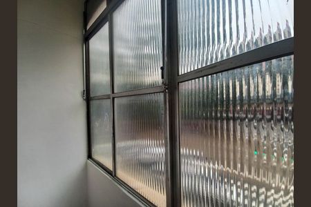 Apartamento à venda com 70m², 2 quartos e sem vaga Apartamento à venda com 70m², 2 quartos e sem vagaSacada Quarto 1