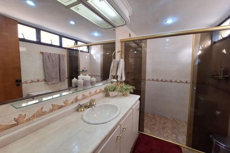 Apartamento para alugar com 136m², 3 quartos e 2 vagasBanheiro da Suíte 