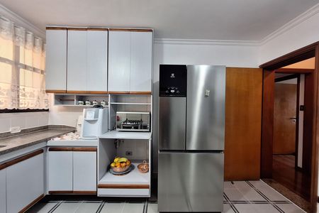 Apartamento para alugar com 136m², 3 quartos e 2 vagasCozinha