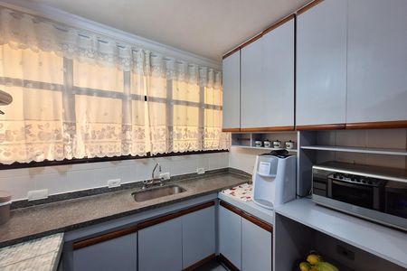 Apartamento para alugar com 136m², 3 quartos e 2 vagasCozinha