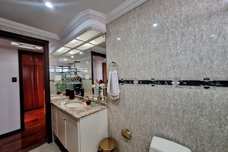 Apartamento para alugar com 136m², 3 quartos e 2 vagasBanheiro Corredor