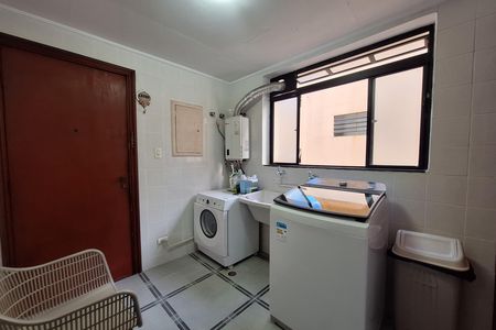 Apartamento para alugar com 136m², 3 quartos e 2 vagasÁrea de Serviço