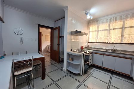 Apartamento para alugar com 136m², 3 quartos e 2 vagasCozinha
