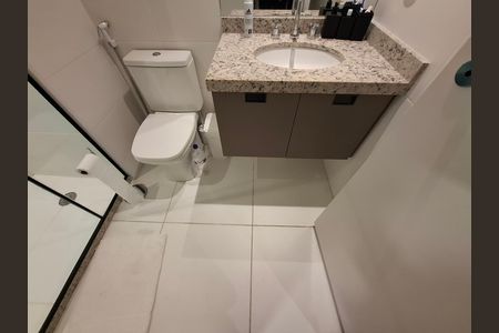 Apartamento para alugar com 33m², 1 quarto e sem vaga Apartamento para alugar com 33m², 1 quarto e sem vagaBanheiro