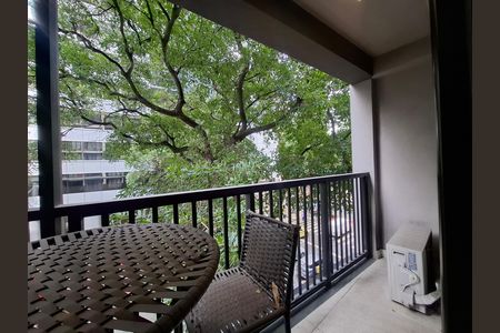 Apartamento para alugar com 33m², 1 quarto e sem vaga Apartamento para alugar com 33m², 1 quarto e sem vagaVaranda