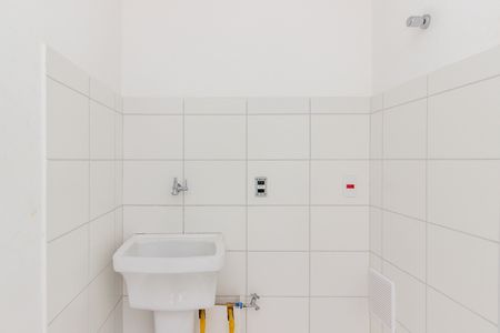 Apartamento para alugar com 34m², 2 quartos e sem vaga Apartamento para alugar com 34m², 2 quartos e sem vagaLavanderia