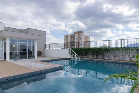 Apartamento para alugar com 34m², 2 quartos e sem vaga Apartamento para alugar com 34m², 2 quartos e sem vagaÁrea comum - Piscina