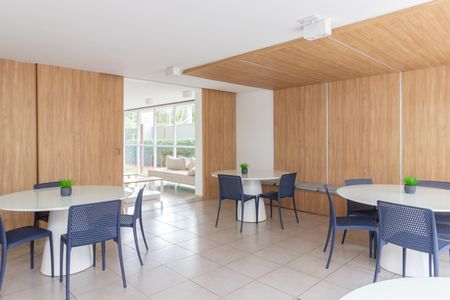 Apartamento para alugar com 34m², 2 quartos e sem vaga Apartamento para alugar com 34m², 2 quartos e sem vagaÁrea comum - Salão de festas