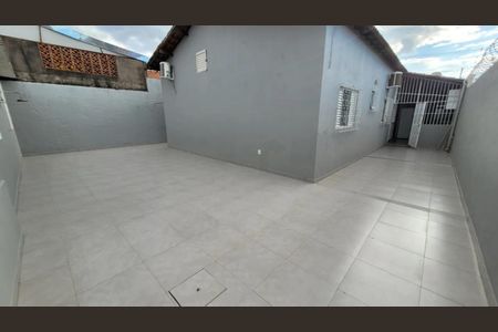 Casa para alugar com 180m², 3 quartos e 2 vagas