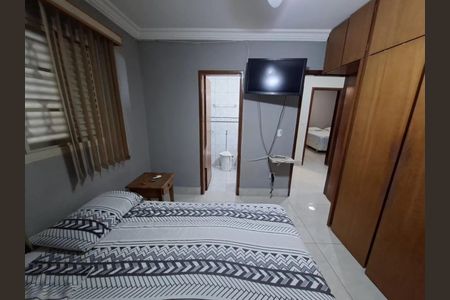 Casa para alugar com 180m², 3 quartos e 2 vagas