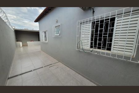 Casa para alugar com 180m², 3 quartos e 2 vagas