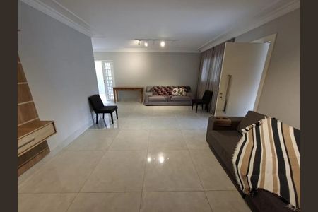 Sala de casa para alugar com 3 quartos, 180m² em Umuarama, Uberlândia