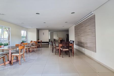 Apartamento à venda com 72m², 3 quartos e 2 vagasÁrea comum - Salão de festas