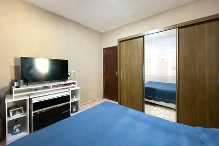 Quarto 1 de casa à venda com 3 quartos, 218m² em Goiânia, Belo Horizonte