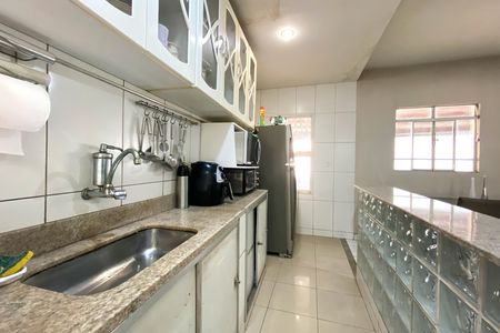 Casa à venda com 218m², 3 quartos e 2 vagas Casa à venda com 218m², 3 quartos e 2 vagasCozinha