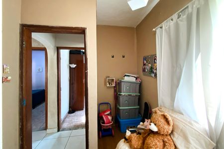 Quarto 2 de casa à venda com 3 quartos, 218m² em Goiânia, Belo Horizonte