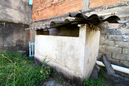 Canil de casa à venda com 3 quartos, 218m² em Goiânia, Belo Horizonte