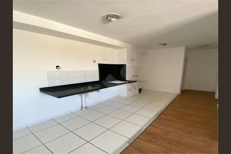 Apartamento à venda com 2 quartos, 42m² em Conjunto Residencial José Bonifácio, São Paulo