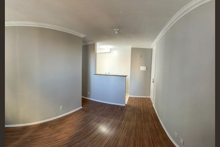Sala de apartamento para alugar com 2 quartos, 43m² em Vila Pirajussara, São Paulo