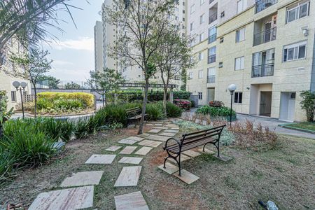 Área comum de apartamento para alugar com 2 quartos, 65m² em Parque Maria Domitila, São Paulo