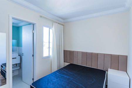 Suite de apartamento para alugar com 2 quartos, 65m² em Parque Maria Domitila, São Paulo