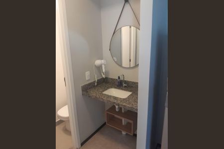 Banheiro 2 de apartamento à venda com 1 quarto, 28m² em Barra Funda, São Paulo