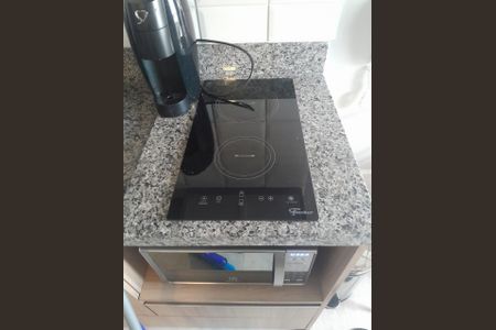 Cozinha de apartamento à venda com 1 quarto, 28m² em Barra Funda, São Paulo