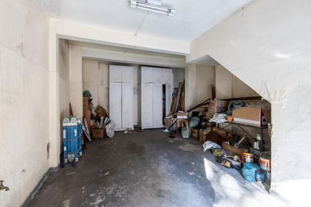 Garagem de casa à venda com 2 quartos, 146m² em Vila Ipojuca, São Paulo