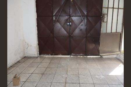 Garagem de casa para alugar com 3 quartos, 90m² em Vila Sapopemba, São Paulo