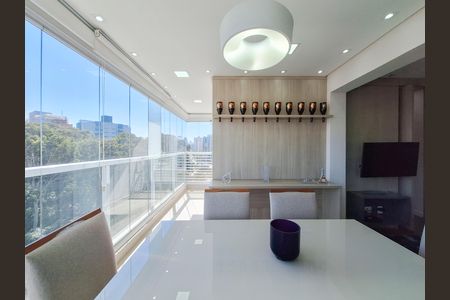 Apartamento para alugar com 40m², 2 quartos e 1 vagaSala
