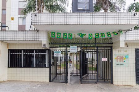 Apartamento para alugar com 45m², 2 quartos e 1 vaga Apartamento para alugar com 45m², 2 quartos e 1 vagaFachada